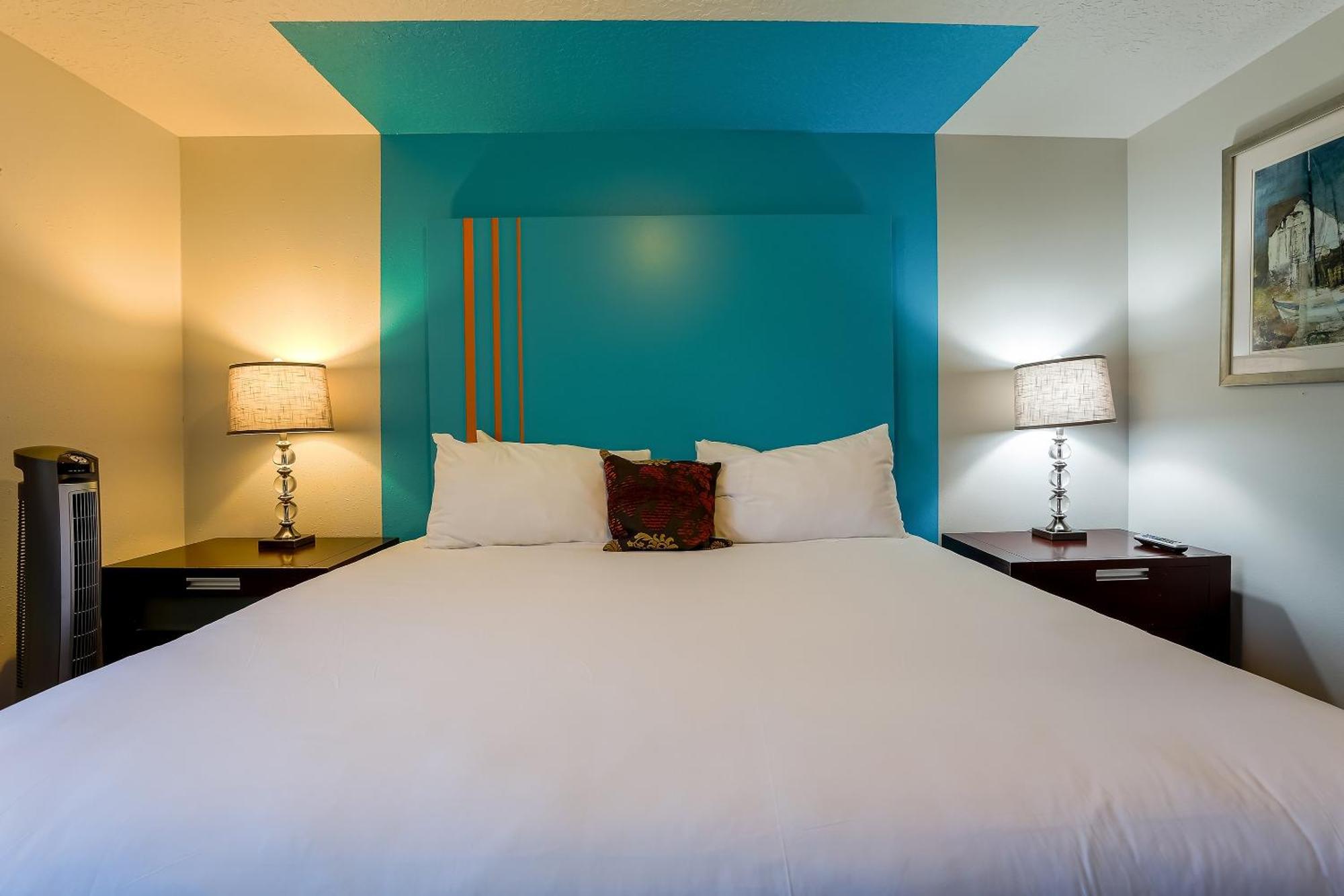 Coast River Inn By Oyo Seaside Exterior foto